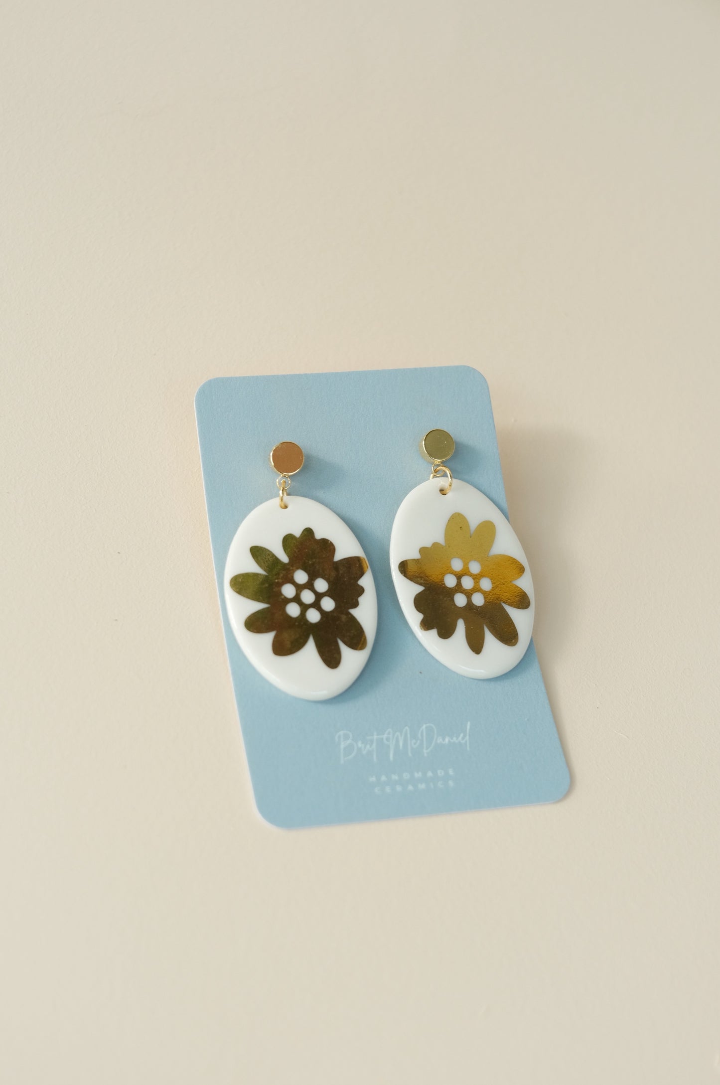 Mod Daisy Earring